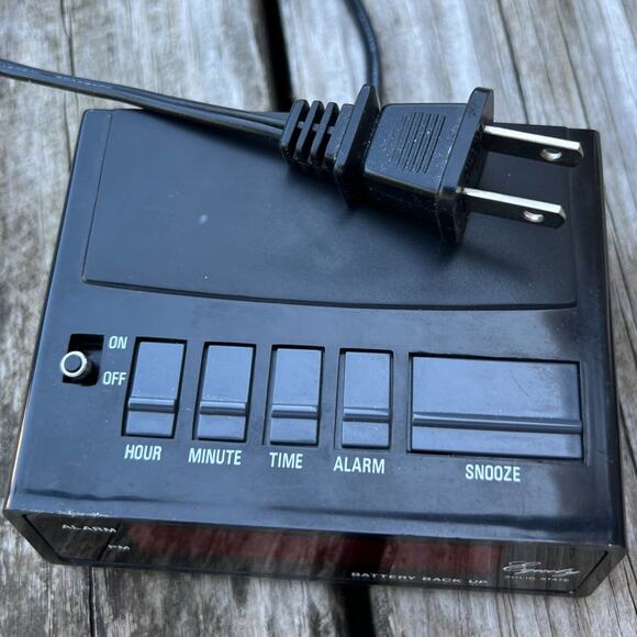 Vintage Equity Digital Alarm Clock - Red LED Display - Retro 70s/80s Electronics - Picture 3 of 7